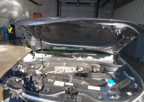 2024 Volkswagen Atlas 2.0T Se from USA, damaged, VIN 1V2LR2CA8RC579025